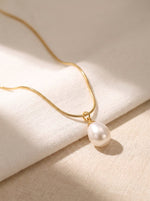 Lundholm Florine parel ketting goudkleurig waterproof hypoallergeen sieraad