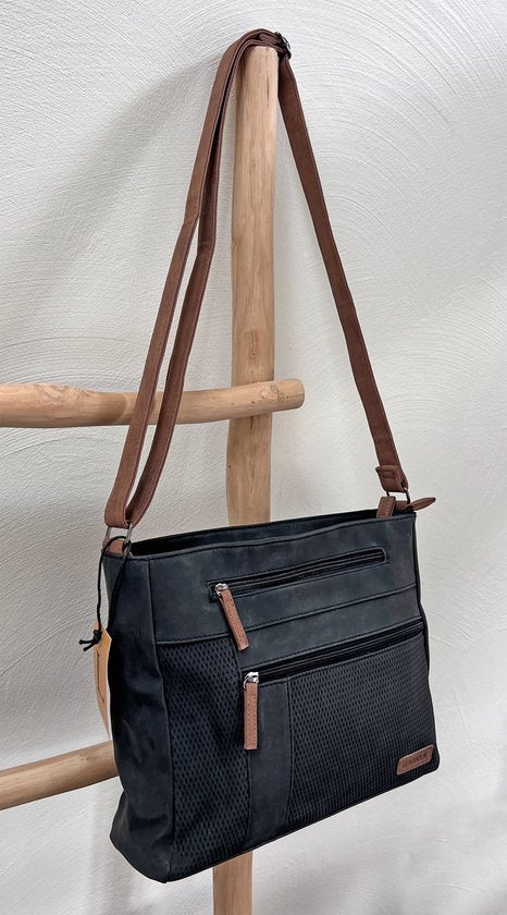 Lundholm Göta serie branded — Zwart en Taupe schoudertas duo vegan PU leer Scandinavisch design