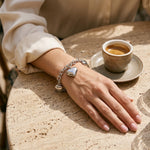 Lundholm Harriet armband gedragen