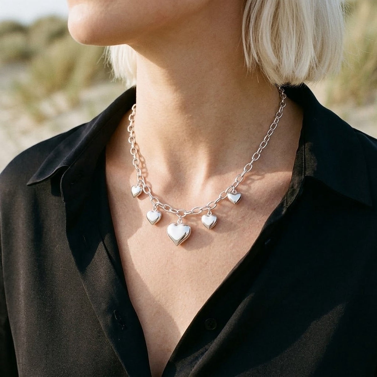 Lundholm Harriet zilveren schakelketting met hartjes