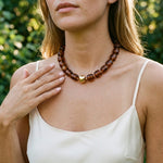 Lundholm Jacqueline kralenketting gedragen