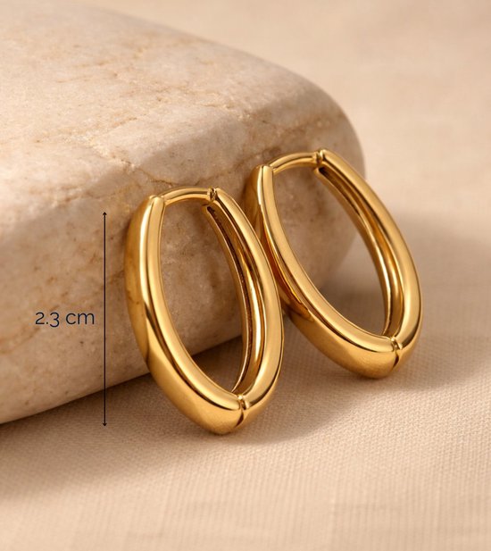 Lundholm Lea zilver chunky oorringen styling — dames sieraad cadeau Scandinavisch