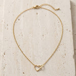 Detail Lundholm Lieve ketting goud met twee hartjes