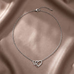 Lundholm Lieve zilverkleurige ketting gedragen