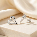 Lundholm Lotta open hartjes oorknopjes zilverkleurig, premium stainless steel