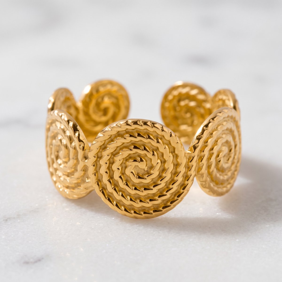 Lundholm Lou statement ring met spiraal reliëf