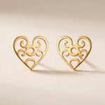 Lundholm Lovisa oorknopjes dames goudkleurig – opengewerkte hartjes, gold PVD stainless steel