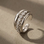 Lundholm Luce zilveren statement ring met zirkonia – Scandinavisch design