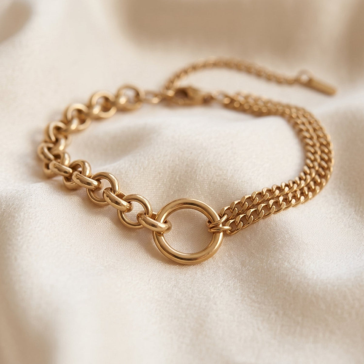 Lundholm Madeleine gouden statement armband