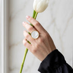 Lundholm Philippa ring gedragen