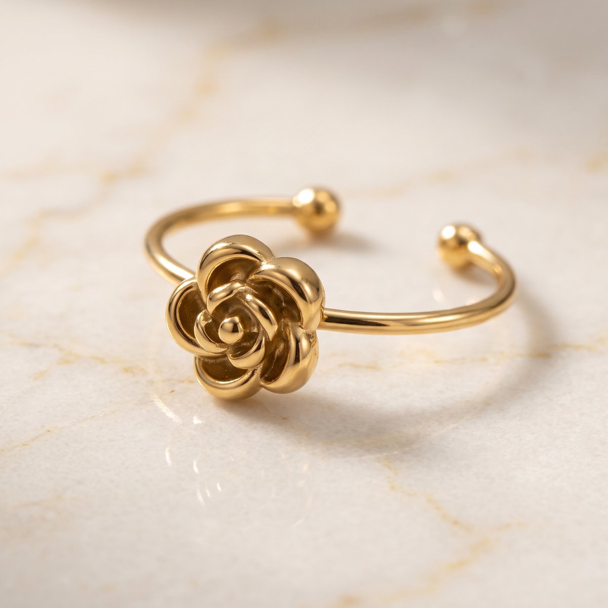 Lundholm Roos gouden ring met bloem – verstelbaar one size