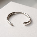 Lundholm Runa open bangle zilverkleurig