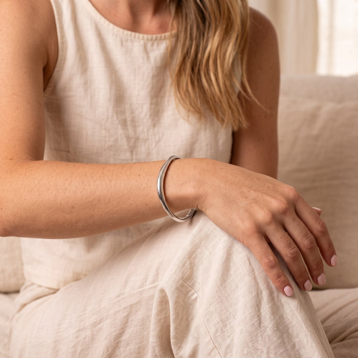 Lundholm Runa armband zilver detail