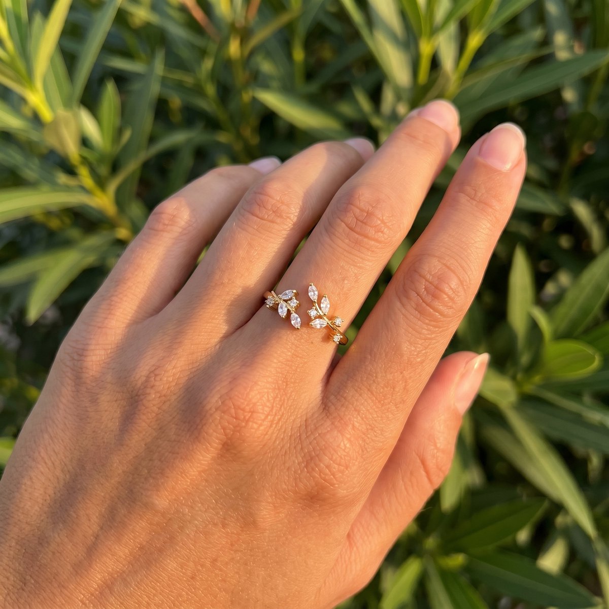 Lundholm Sanna open ring takjes design met zirkonia steentjes