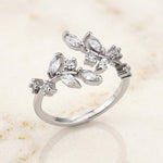 Lundholm Sanna ring zilver – blad- en takjesmotief, one size