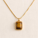 Lundholm Talia ketting dames goudkleurig met echte tijgeroog hanger – gold PVD stainless steel