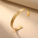 Lundholm Tekla cuff armband goudkleurig