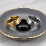 Lundholm Torsten heren ring goud gedragen - Scandinavisch design statement