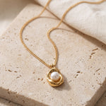 Lundholm Whitney ketting met imitatieparel in gouden zetting